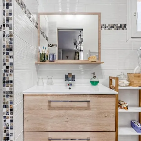 Le Parc Apartment *